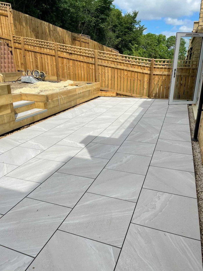 Verona Bianco Outdoor Tile - 600x600x16mm