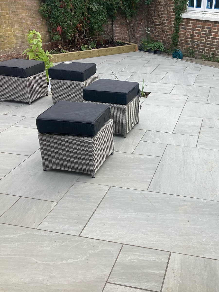 Kandla Grey Outdoor Porcelain Slabs - Mix Size Pack