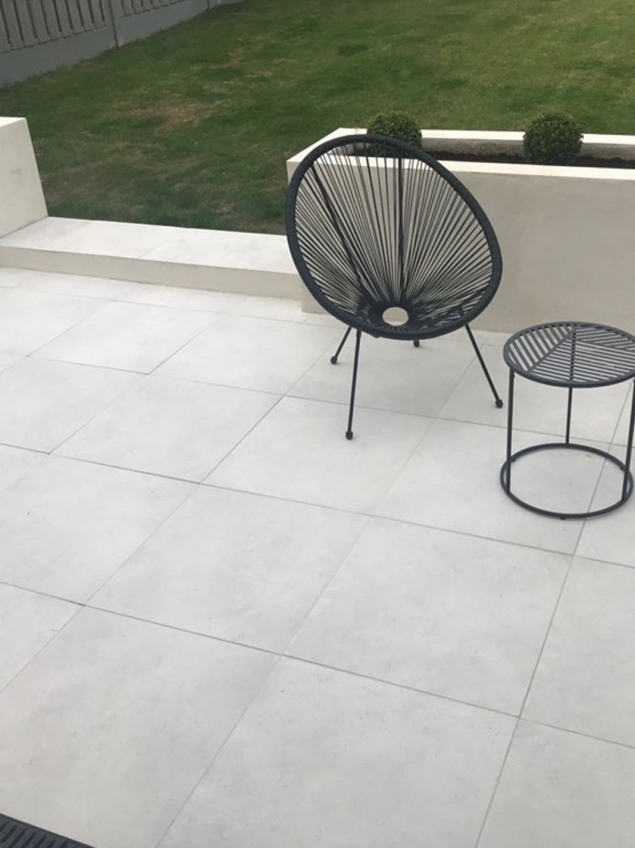 Luna White Outdoor Porcelain Slabs - 600x600x20mm
