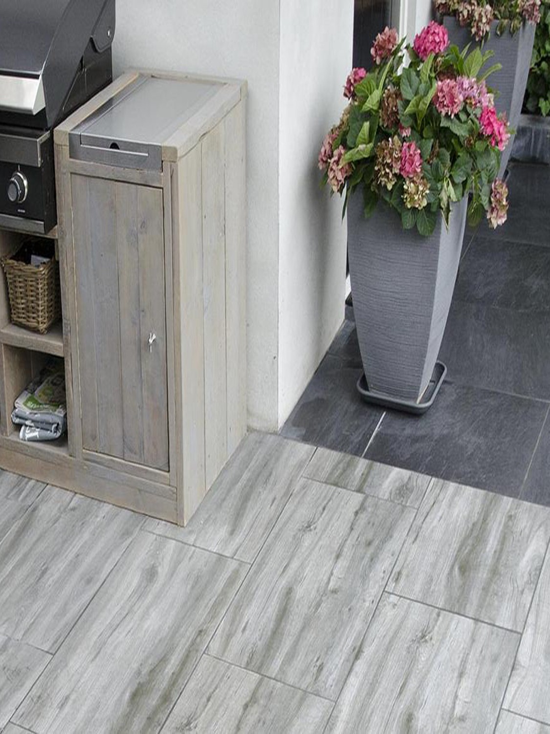 Silver Grey Wood Effect Outdoor Slab - 900x450x20mm