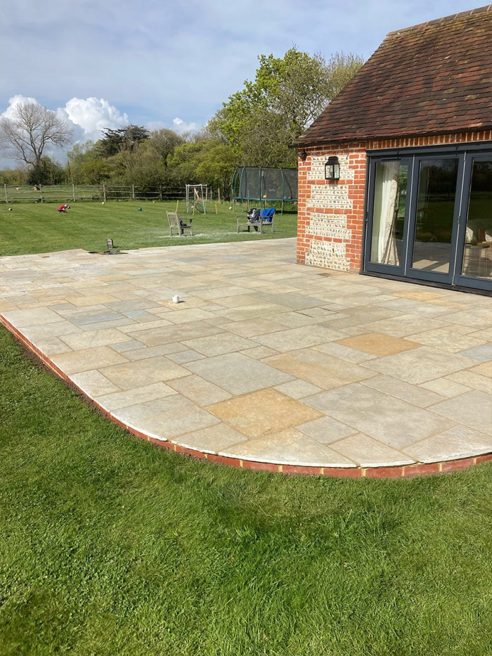 Tandur Yellow Antique Limestone Paving Slabs - Mix Size Patio Pack